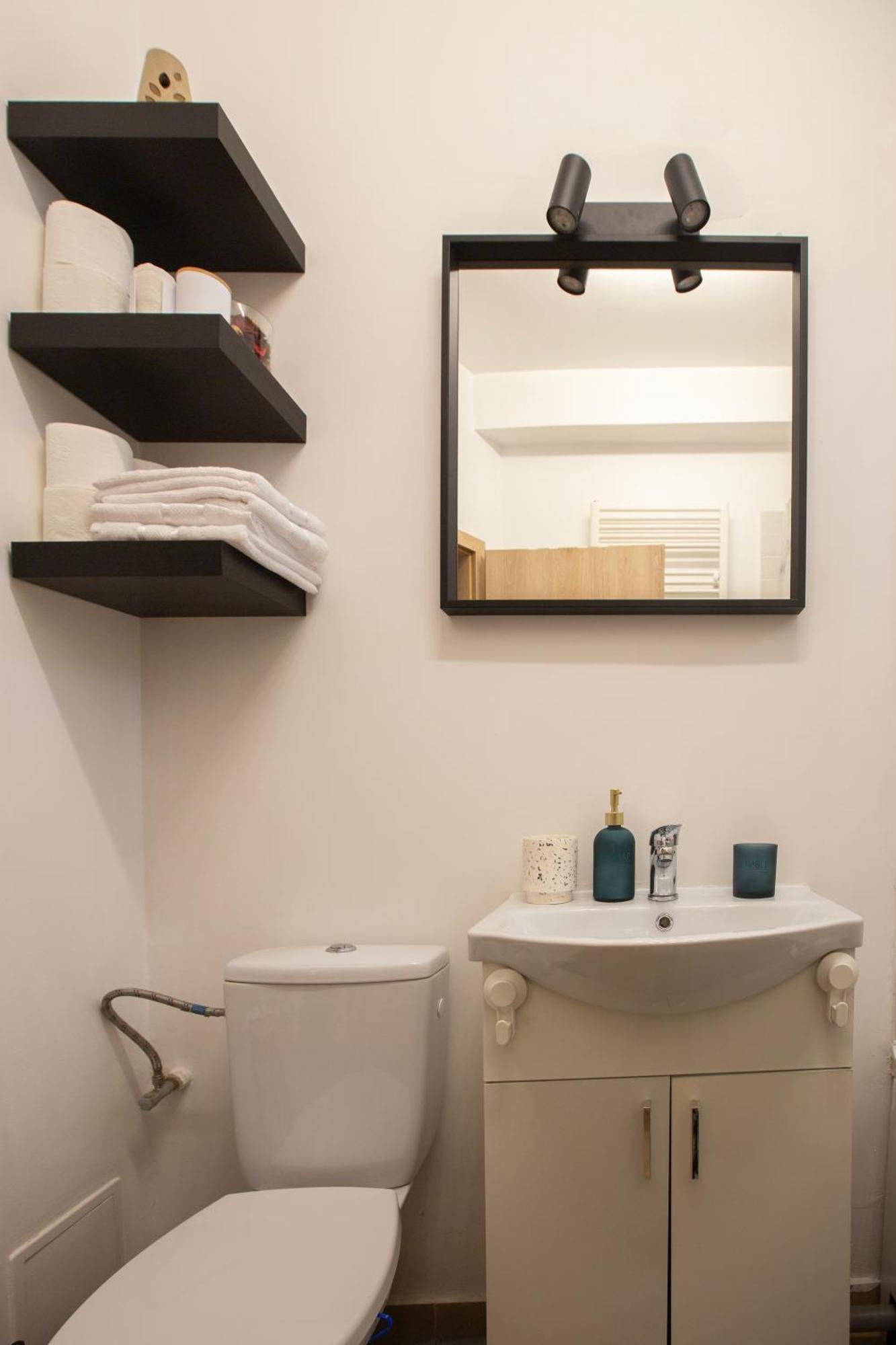 Ultracentral Hong Kong 3 Bdrm Apartment Bükreş Dış mekan fotoğraf
