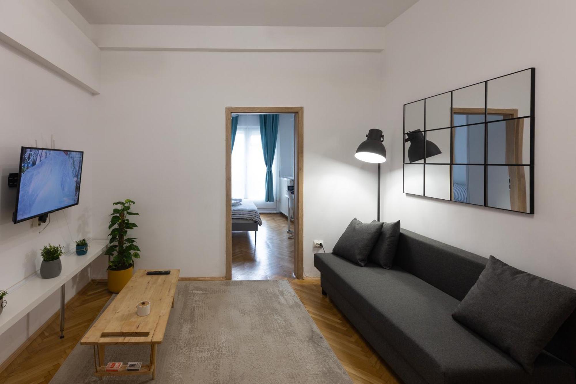 Ultracentral Hong Kong 3 Bdrm Apartment Bükreş Dış mekan fotoğraf